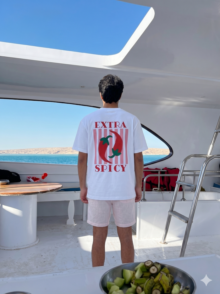 EXTRA SPICY- Oversize unisex T-shirt