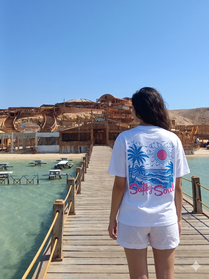 Salty Soul- Oversize unisex T-shirt