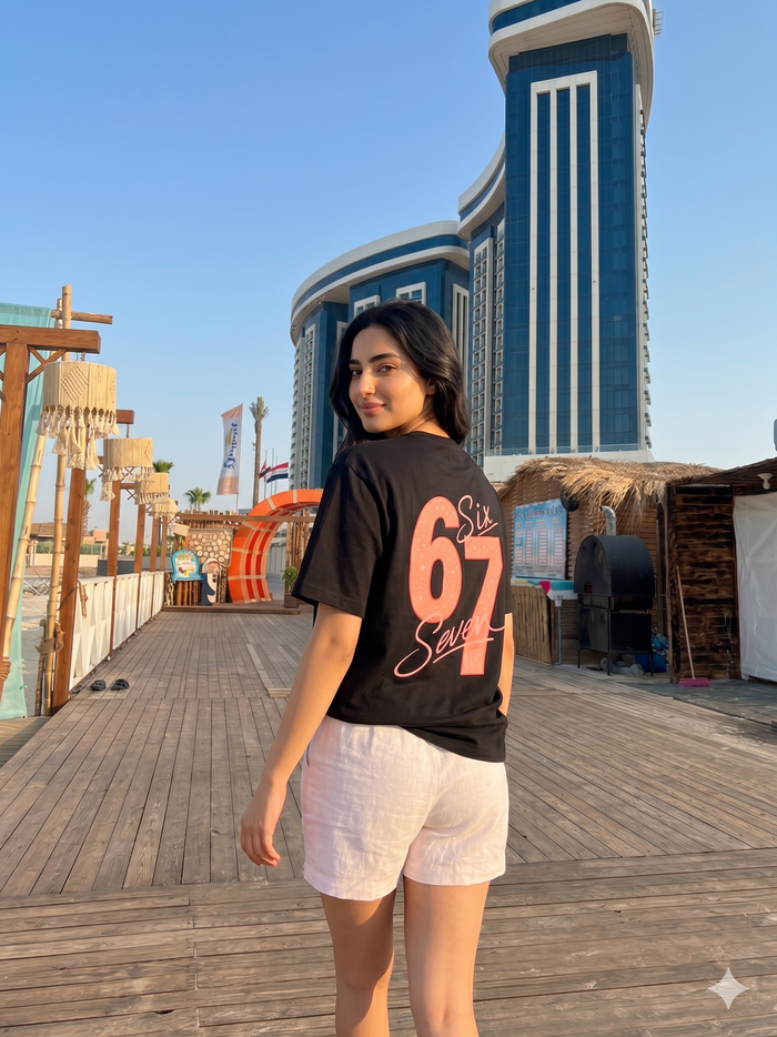 SIX SEVEN- Oversize unisex T-shirt