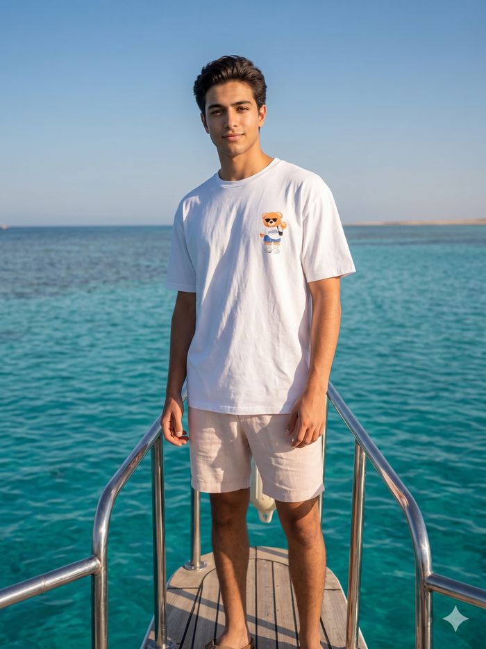 Weekend bear- Oversize unisex T-shirt