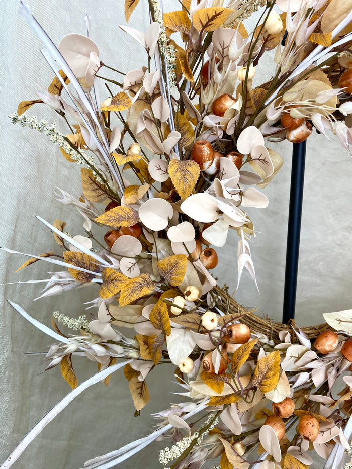 24" Bay Leaf Pod Wreath