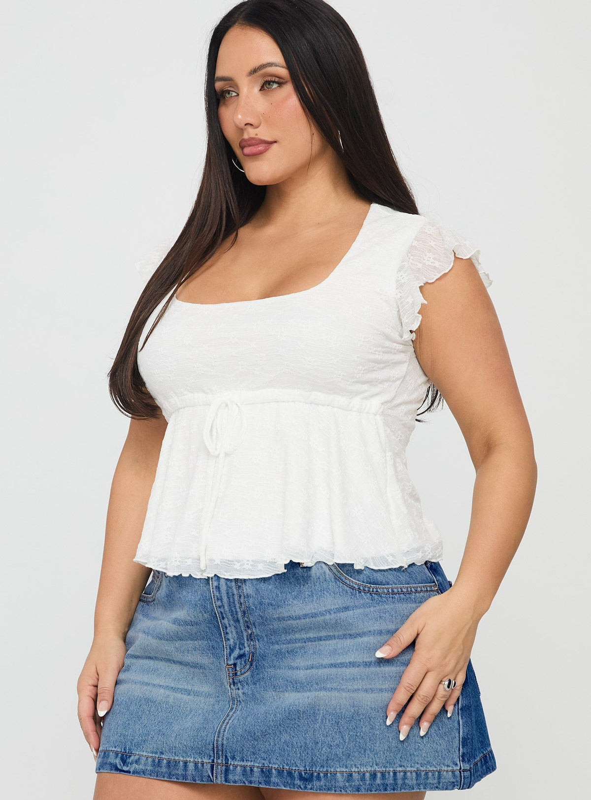 Auroraah Frill Top White Curve