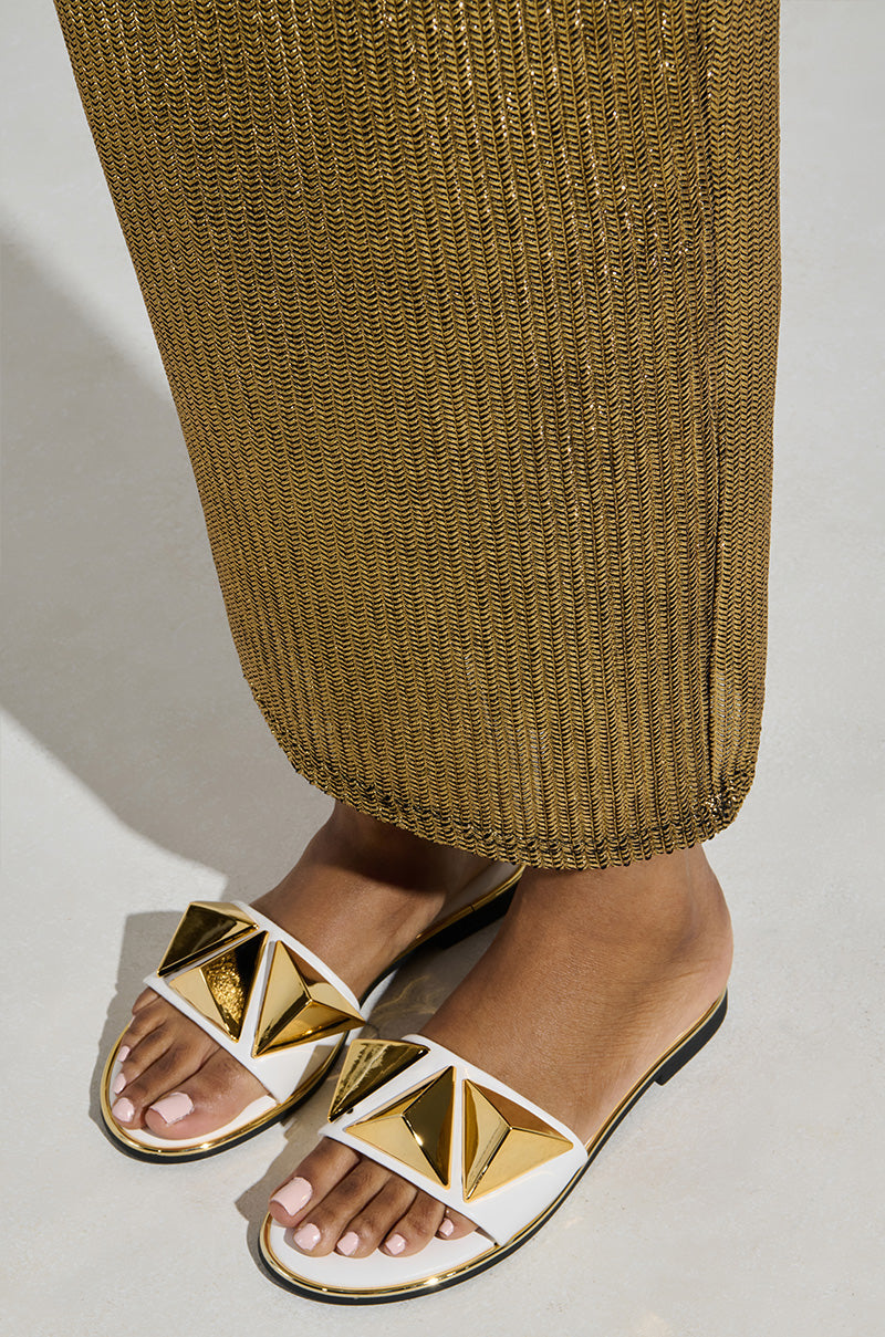 AKIRA BENNO WHITE SLIP ON SANDAL