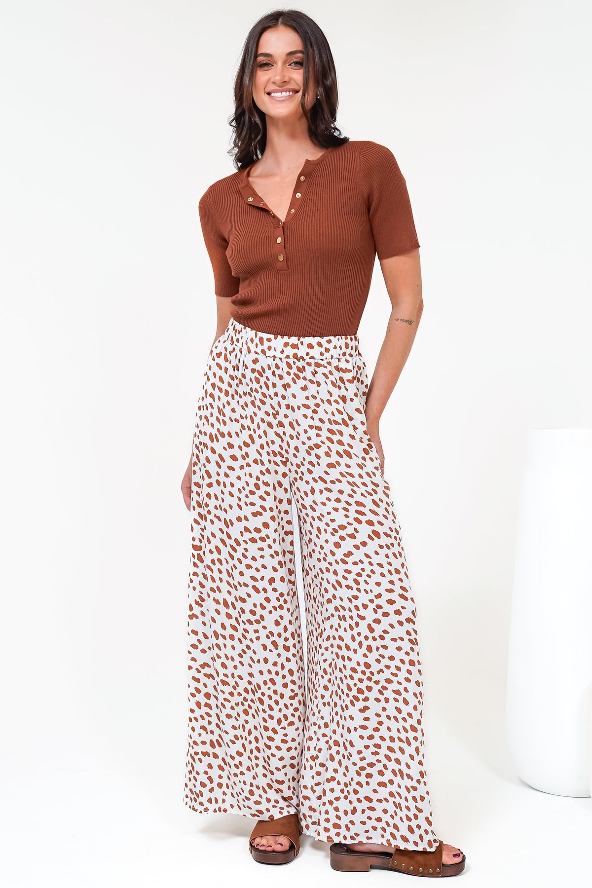 Channing Pants - High Waisted Wide-Leg Pants with Pockets in Dasher Print Brown
