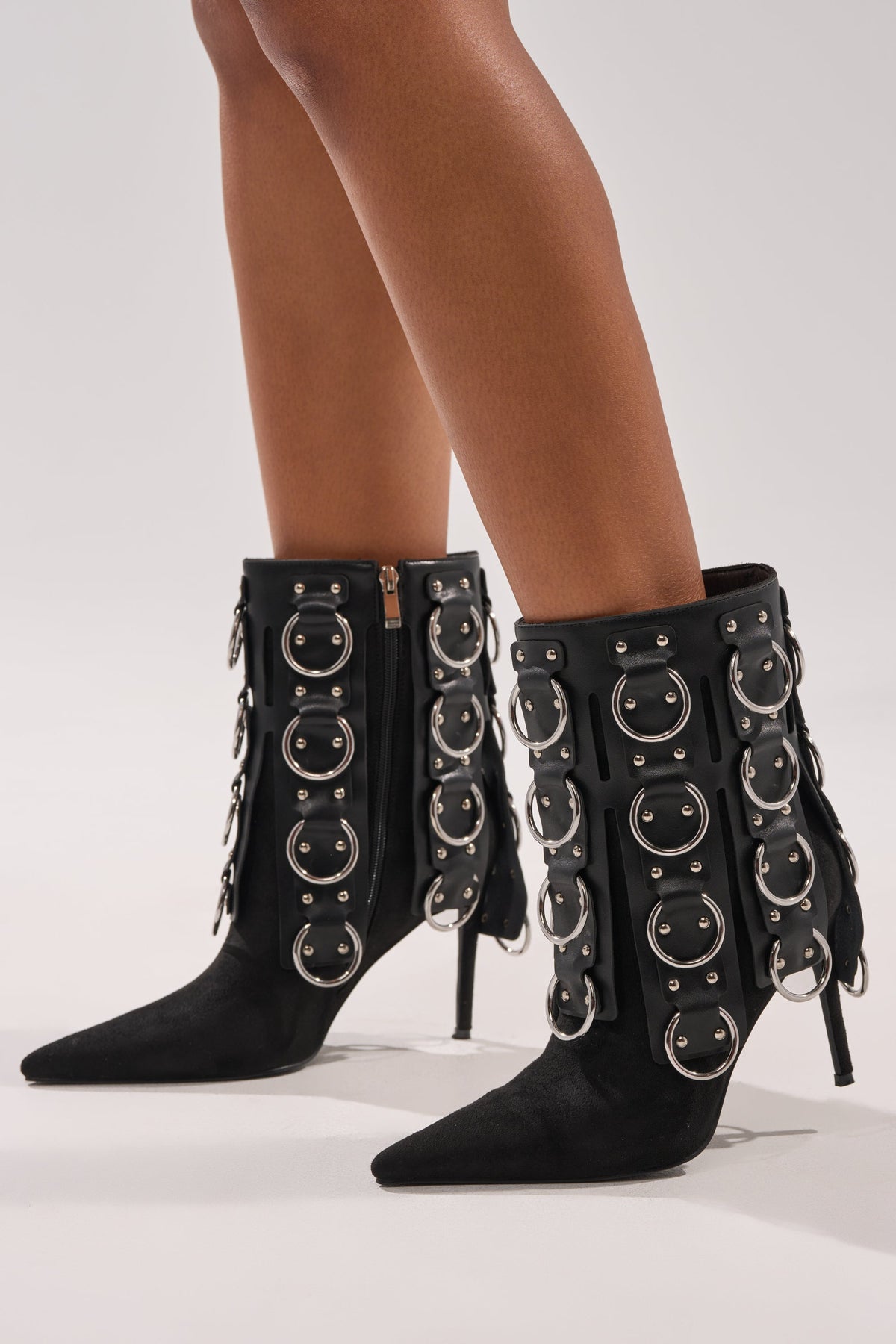 AKIRA GOLD GERANIUM BLACK PIERCING STILETTO BOOTIE