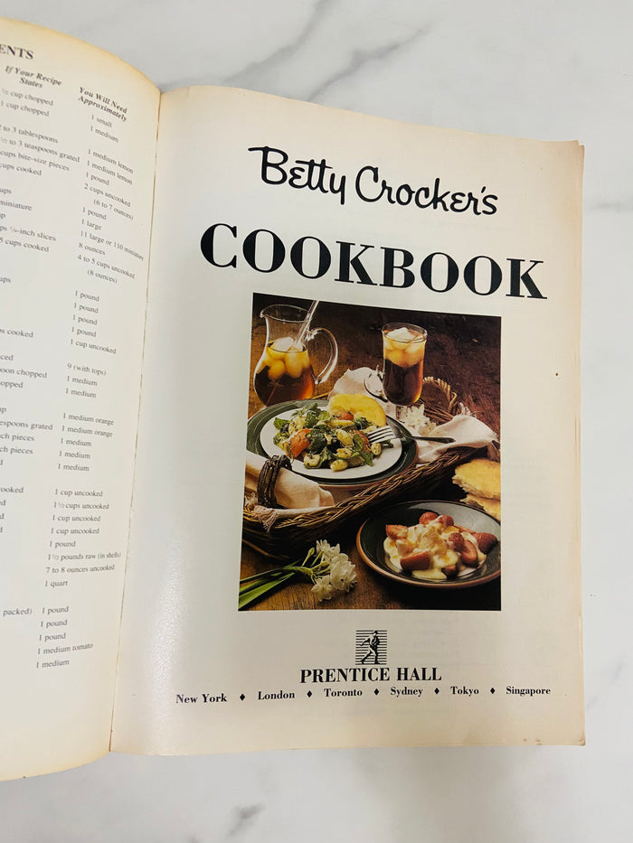 Vintage Betty Crocker Paperback Cookbook, 1991 - Deer Creek Mercantile