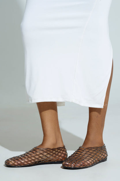 AKIRA LINUS BLACK FLAT