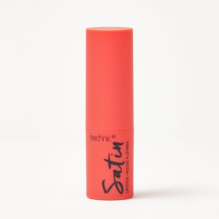 A satin lipstick in the shade Duchess on a white background.