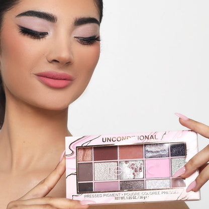 Technic Unconditional Pressed Pigment Palette