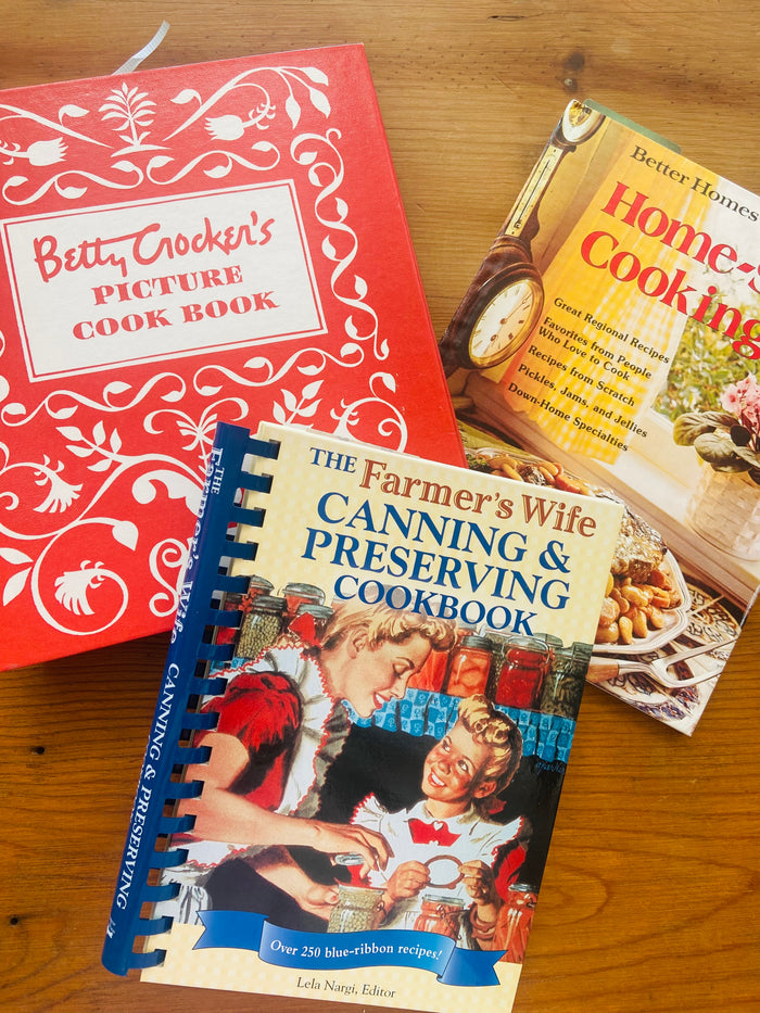 Vintage Mystery Cookbook Box Set of 3 - Deer Creek Mercantile